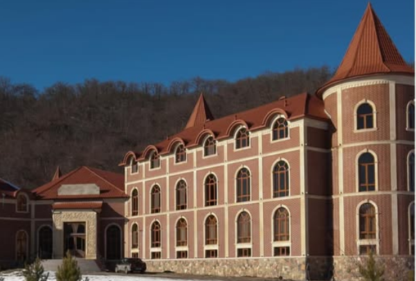 qusardaki-hotelde-ecnebinin-meyiti-tapildi