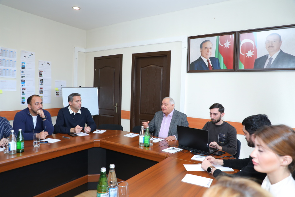 teleradio-akademiyasinda-telim-teskil-olundu