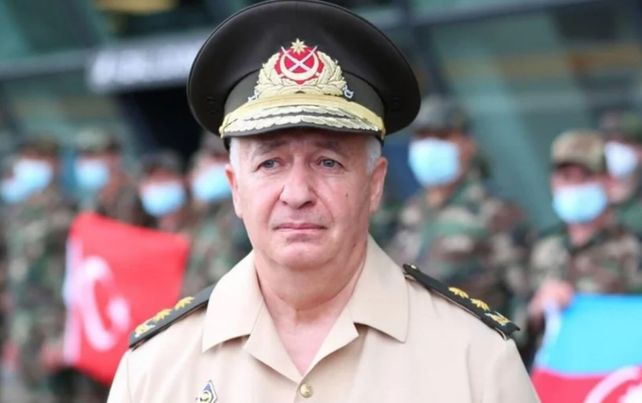 yasla-elaqedar-teqaude-cixmisam