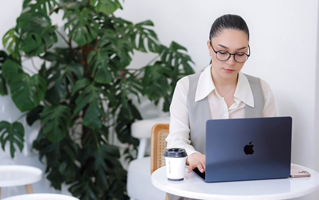 macbook-niye-biznes-ucun-en-yaxsi-secimdir