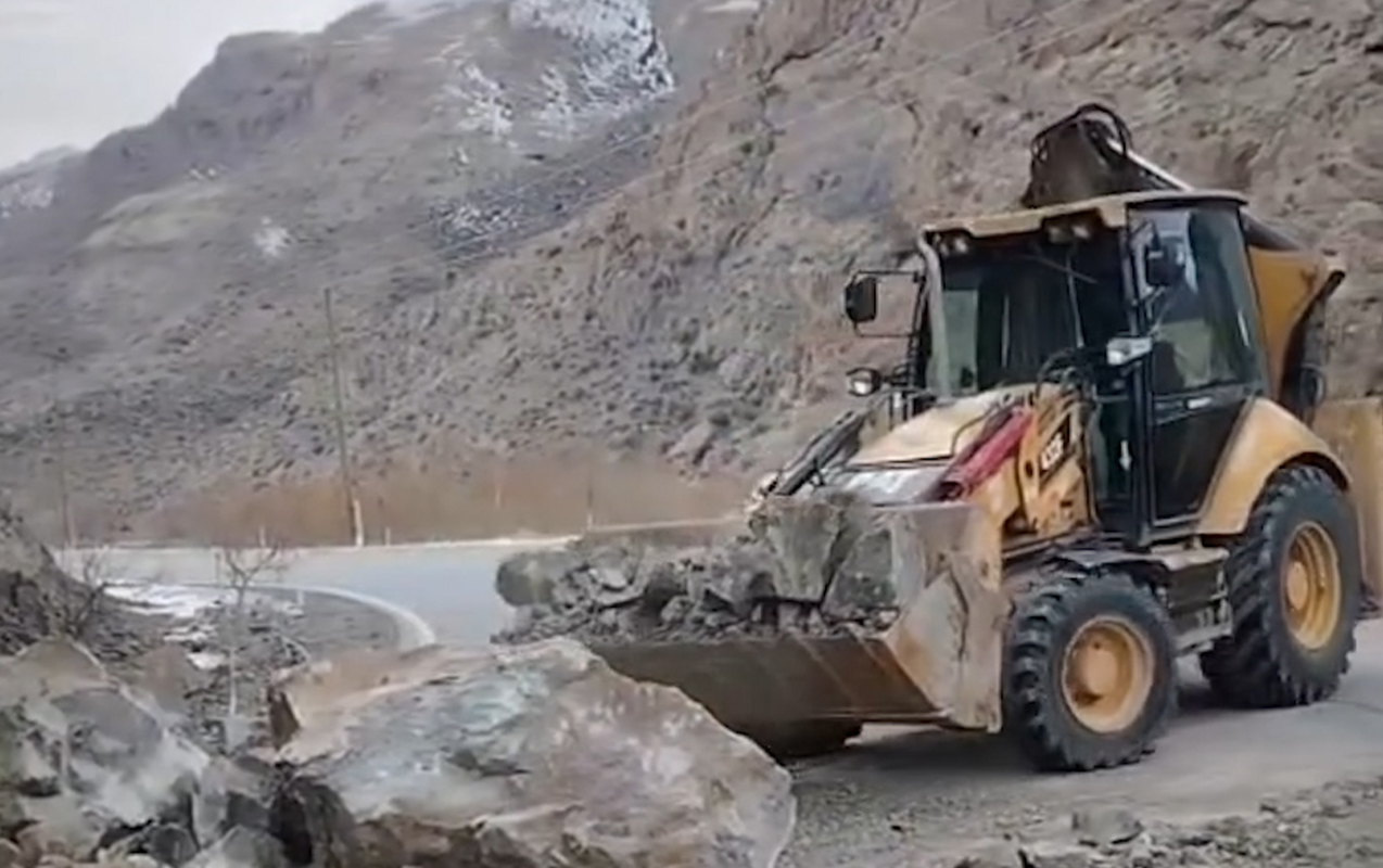 bicenekde-qaya-ucqunu