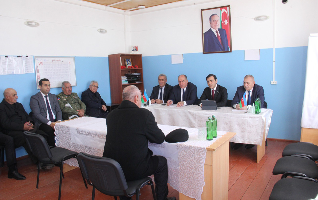 anar-memmedov-terterde-sakinlerin-muracietlerini-dinledi