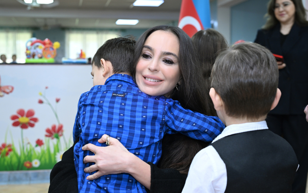 leyla-eliyeva-tiranada-usaq-evinde