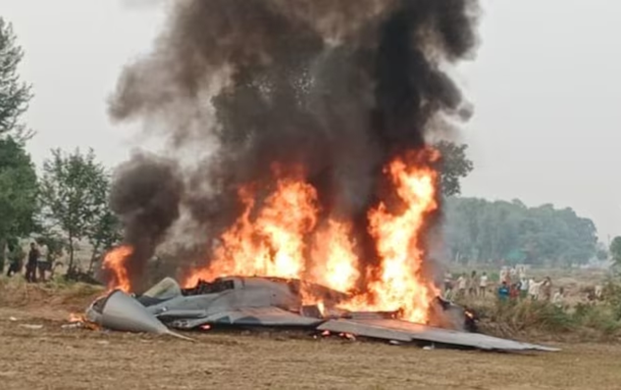 iranda-herbi-teyyare-qezaya-dusdu-olen-var