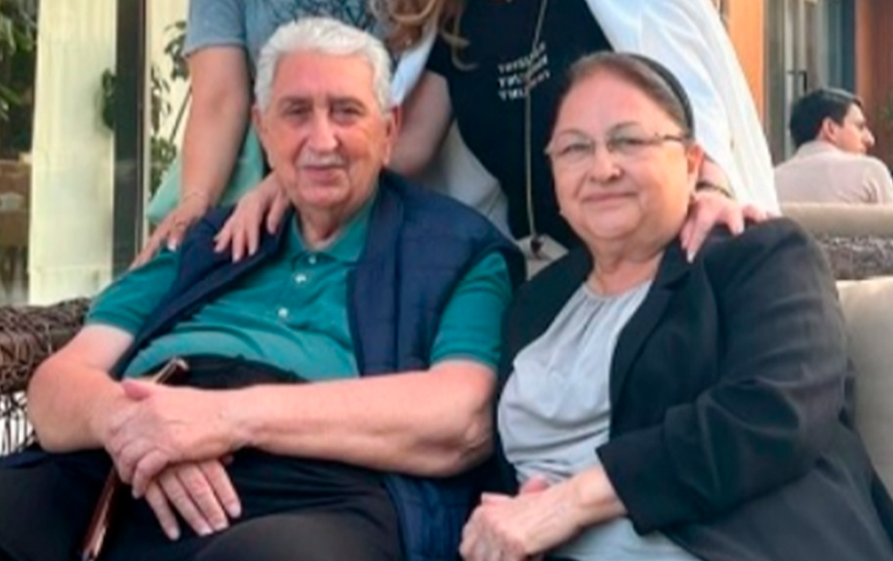 esyalarini-ev-muzeyi-ucun-saxlayiram-