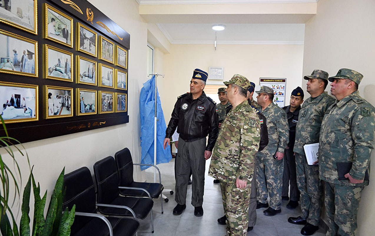 zakir-hesenov-onlara-gosterisler-verdi