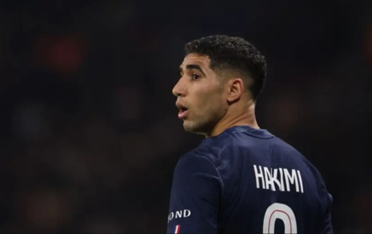 hakimi-mehkeme-qarsisina-cixacaq