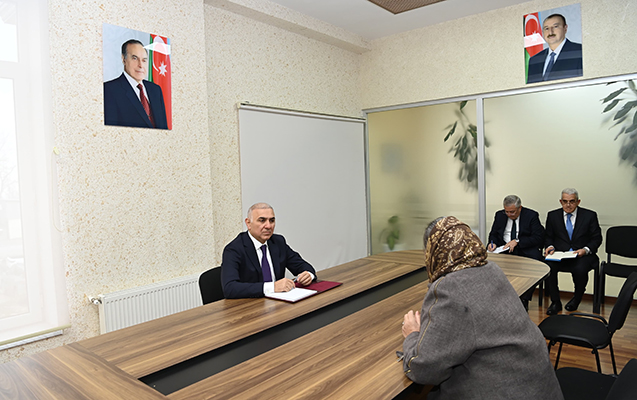 vuqar-ehmedov-qebelede-vetendaslari-qebul-edib