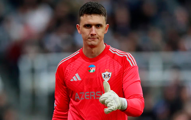 qarabagin-uzvu-ozunu-ingiltere-klublarina-teklif-etdi