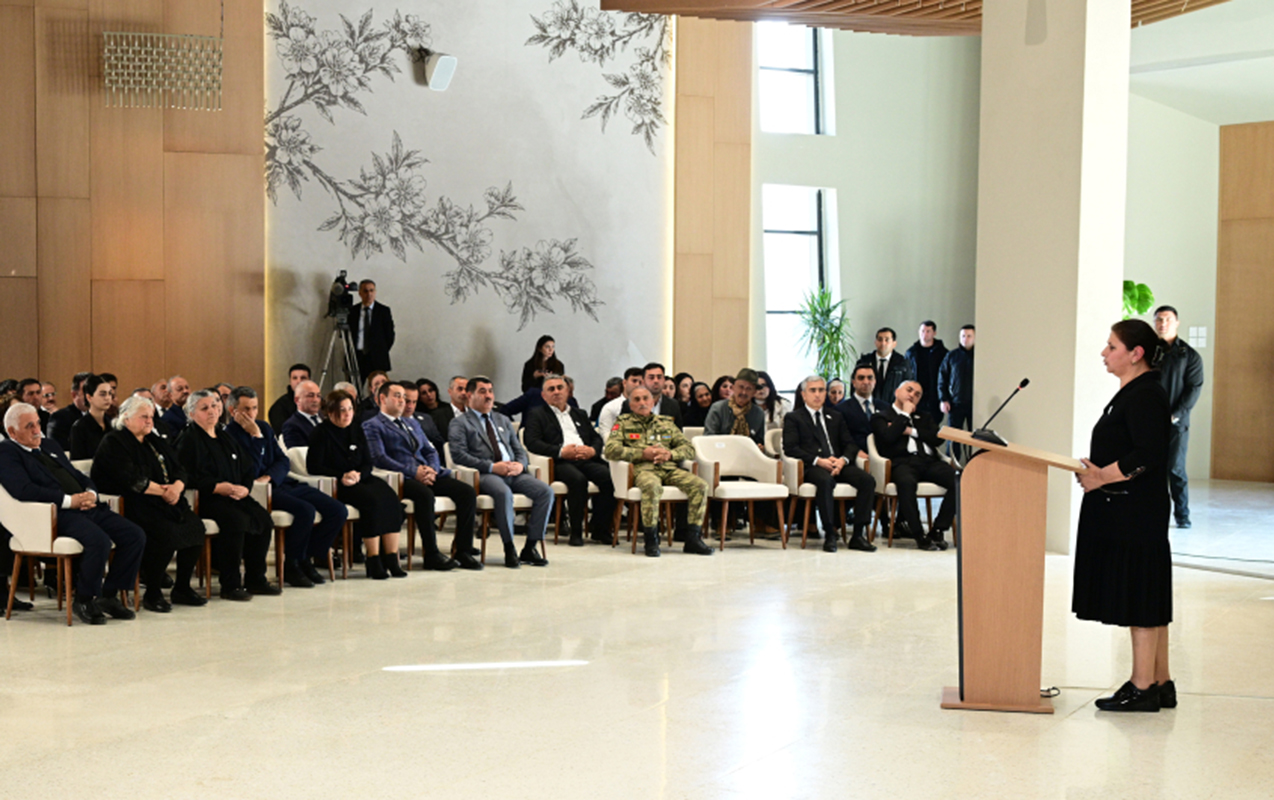 milli-qehreman-adi-verildi-emeyi-itmedi