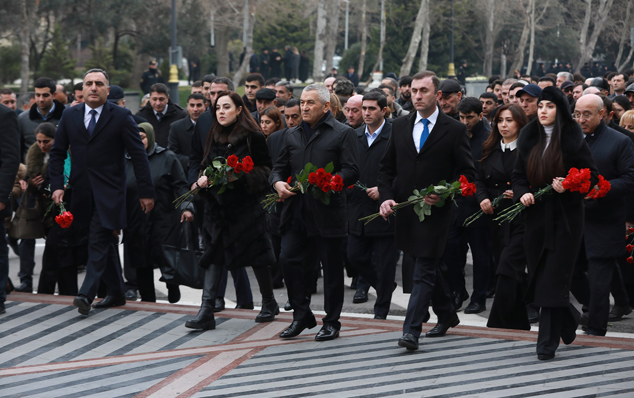 sabuncu-ictimaiyyeti-ana-harayini-ziyaret-etdi
