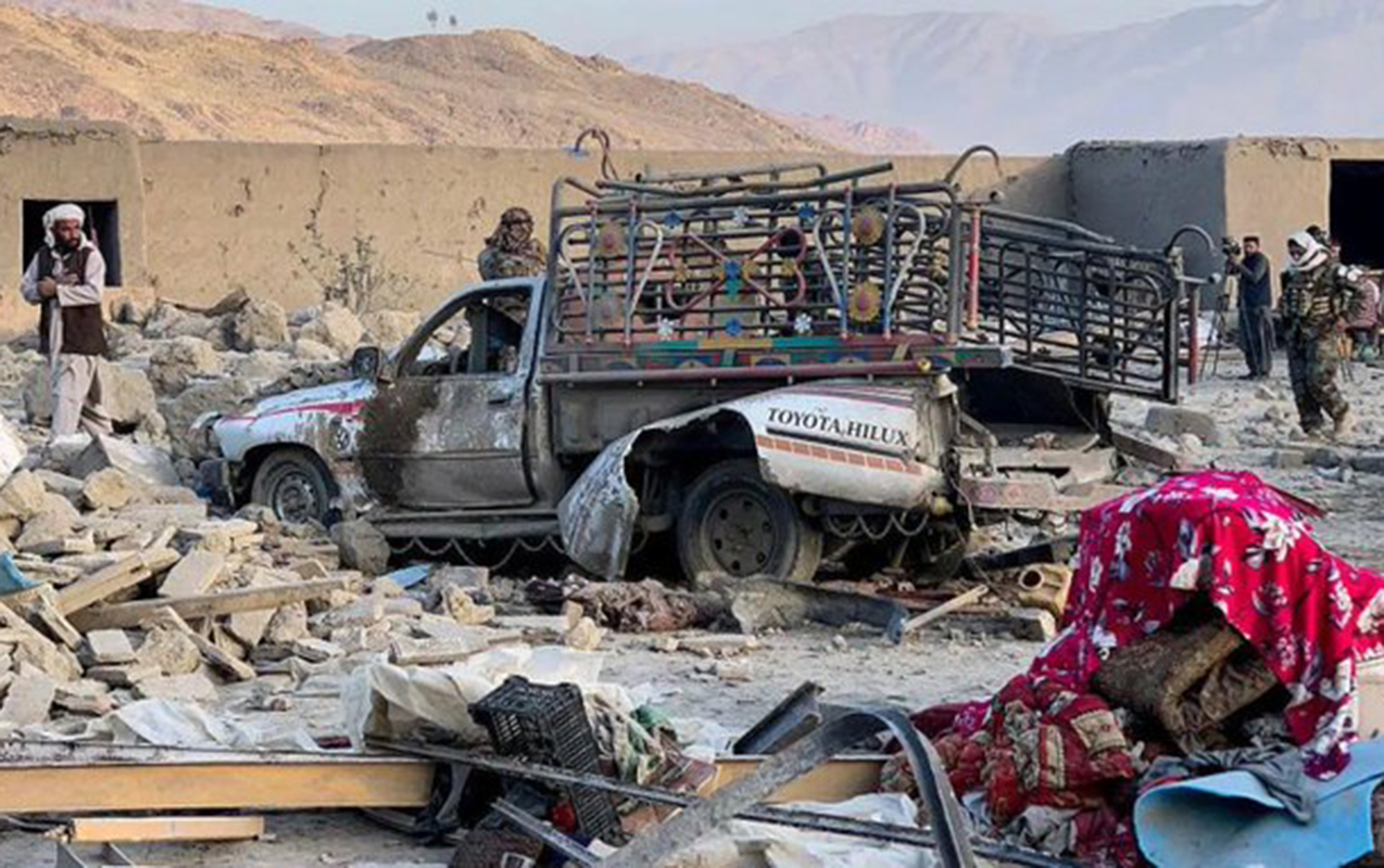 efqanistan-pakistan-munaqisesinde-olu-sayi-artir