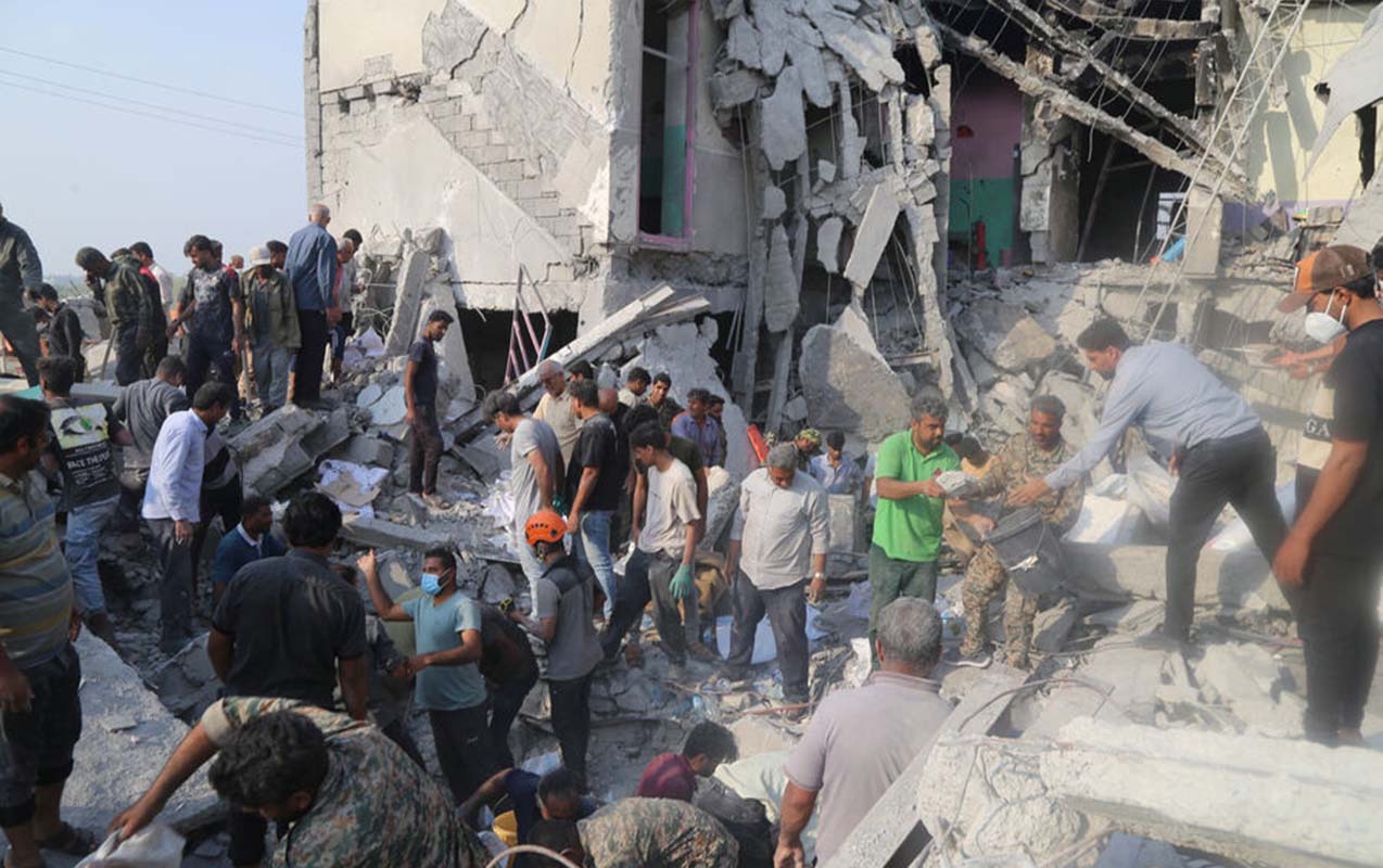 qizlar-mektebine-endirilen-zerbeler-neticesinde-olenlerin-sayi-artdi