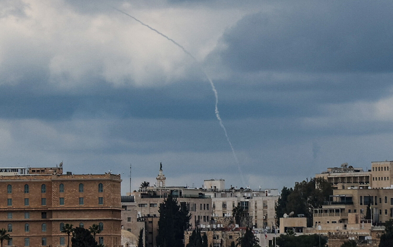 iran-cavab-zerbelerinde-yeni-nesil-raketlerden-istifade-edib