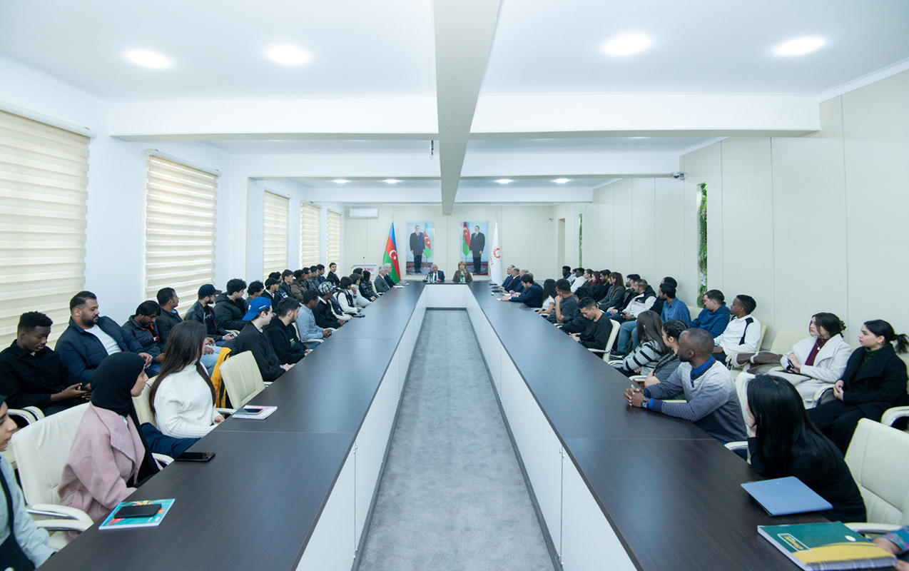 bmu-nun-rektoru-ecnebi-telebelerle-gorusdu