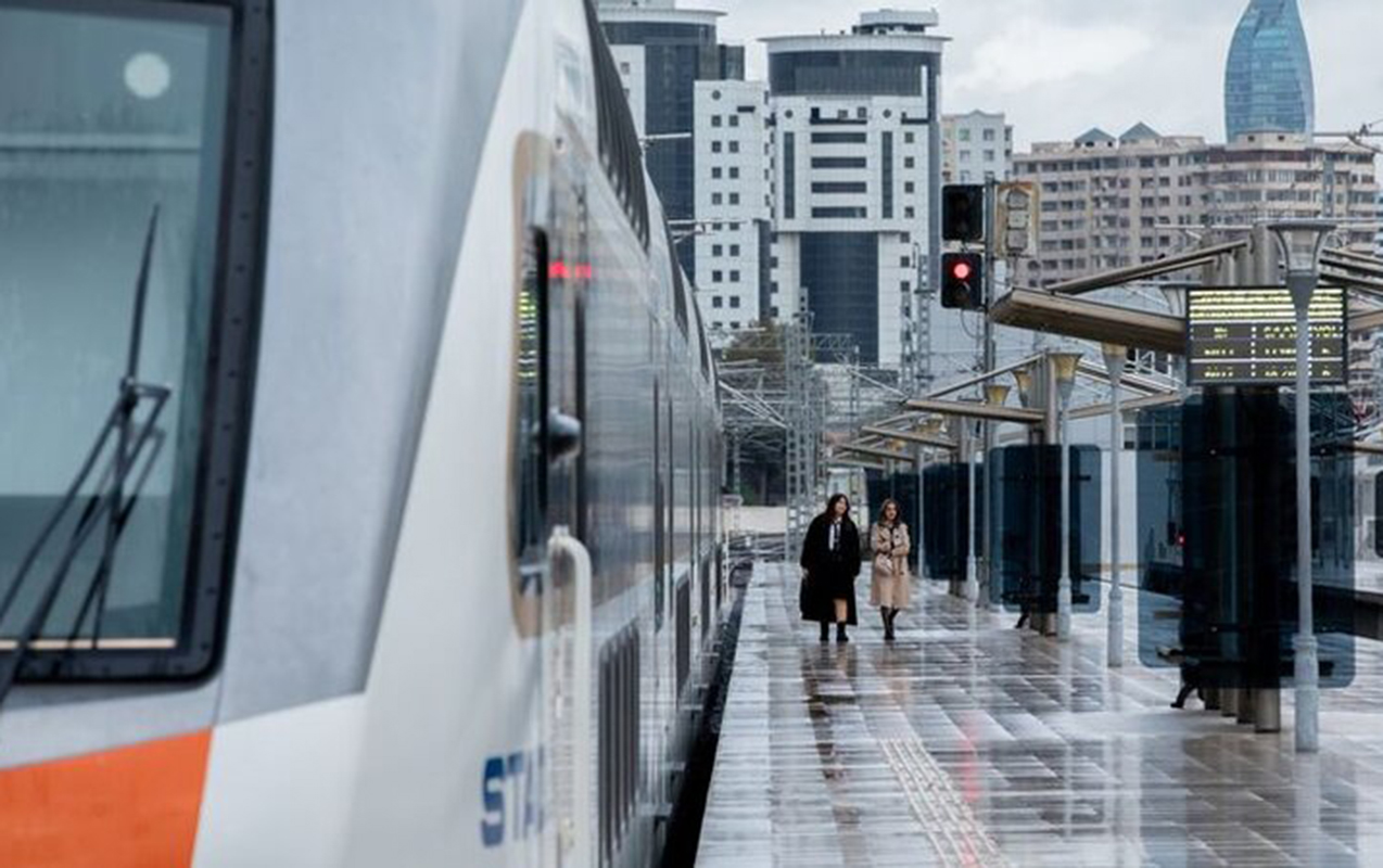 qatarlarin-qrafiki-deyisir