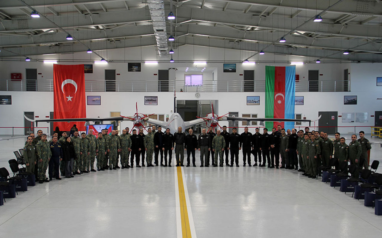 hhq-de-bayraktar-kursunun-i-buraxilisi