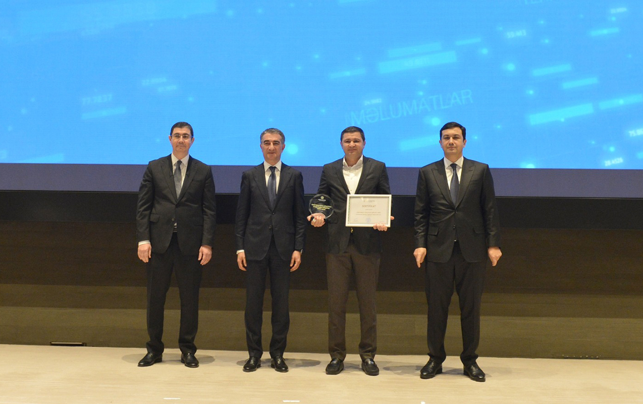 haciqabul-qusculuq-dovlet-vergi-xidmetinin-xususi-mukafatina-layiq-goruldu