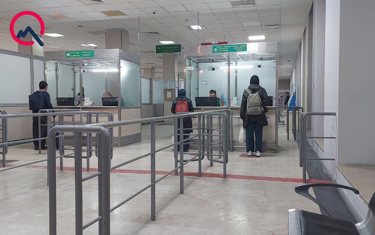 iki-azerbaycan-diplomati-irandan-texliye-edildi