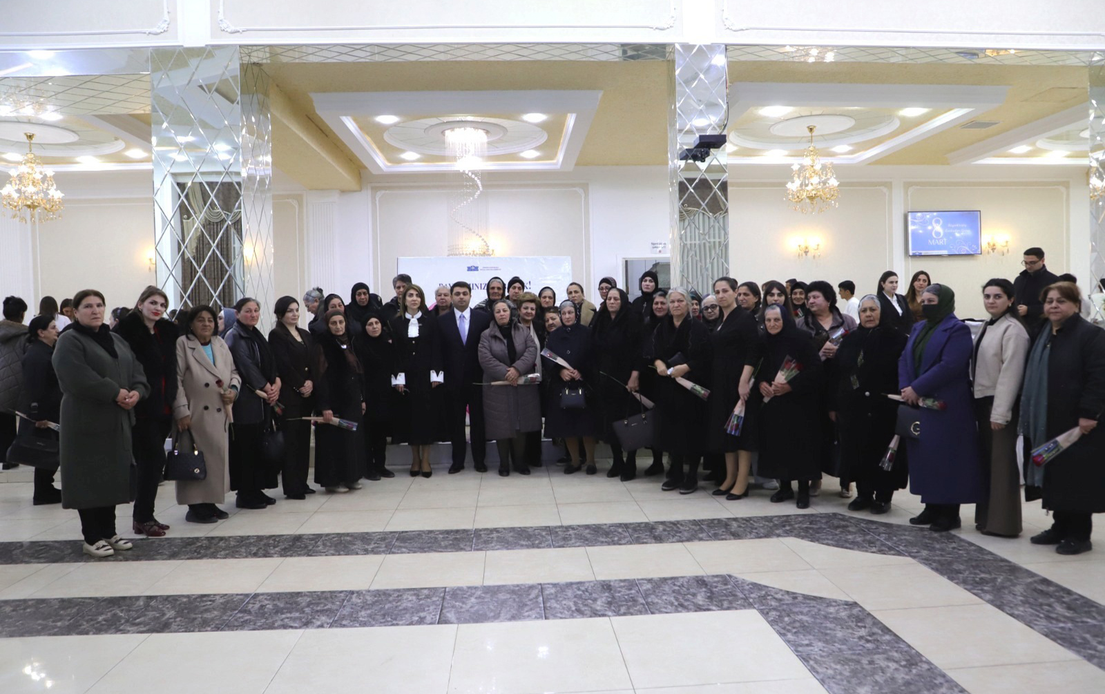 neftcalada-beynelxalq-qadinlar-gunu-qeyd-olunub