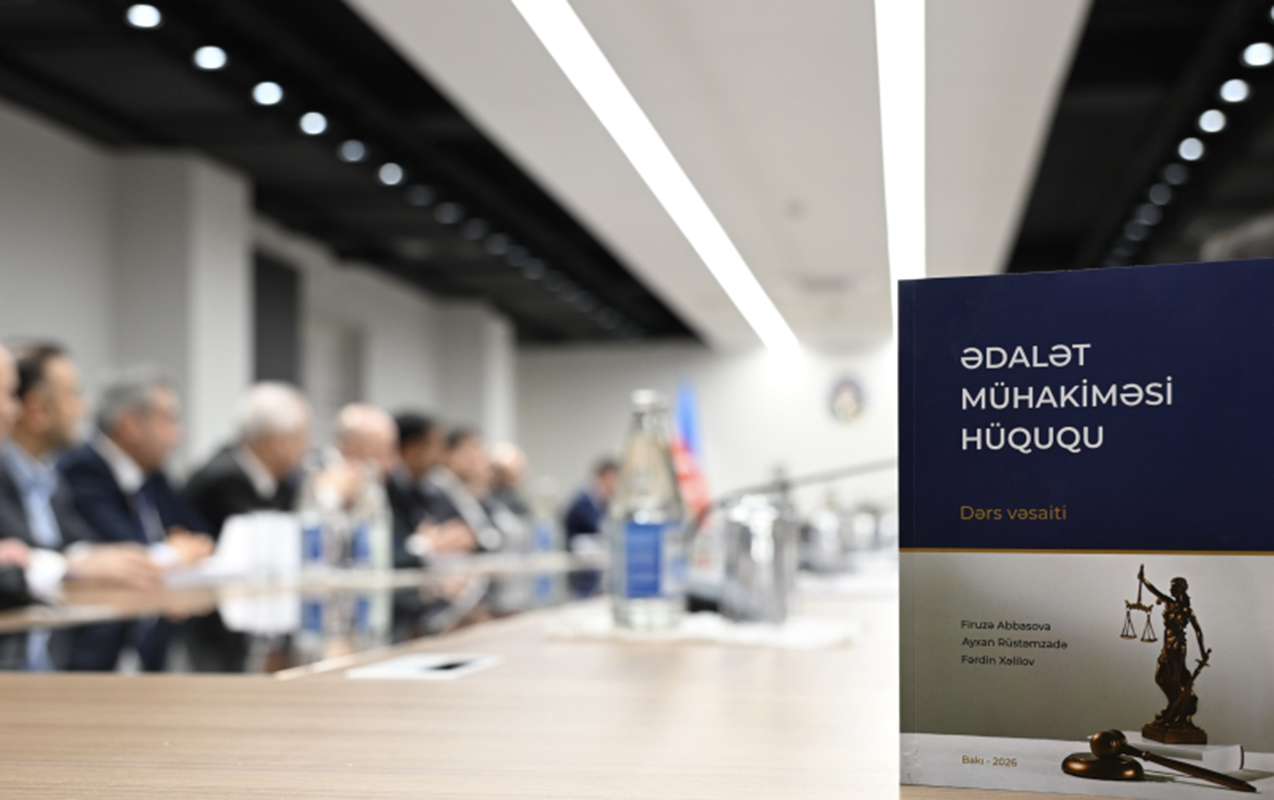 edalet-muhakimesi-huququ-adli-ders-vesaiti-teqdim-edilib