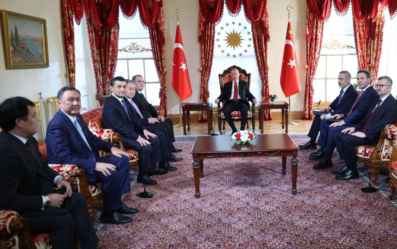 erdogan-tdt-xin-rehberlerini-qebul-etdi