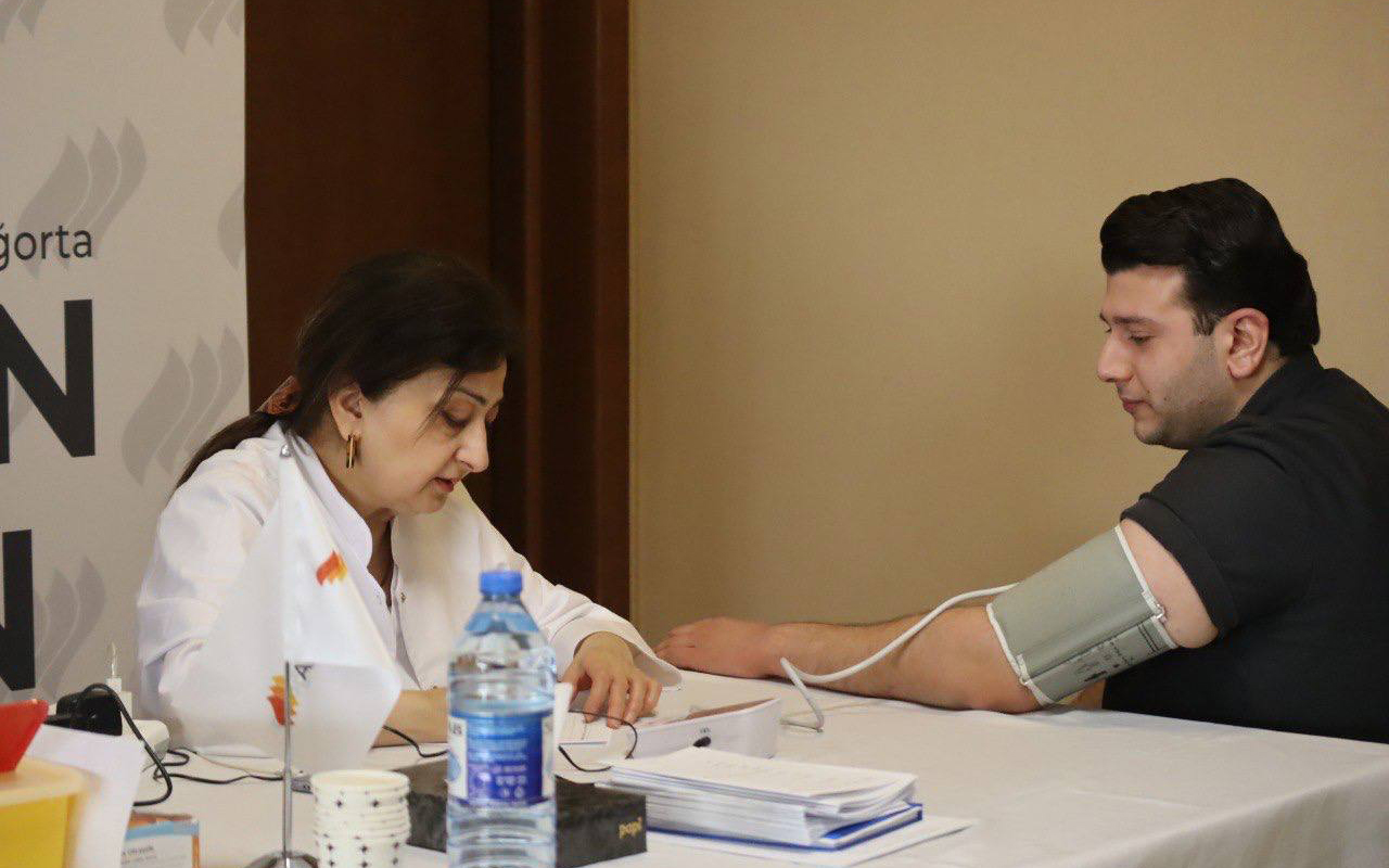 atesgah-sigortadan-30-il-sonsuz-umid-adli-qanverme-aksiyasi