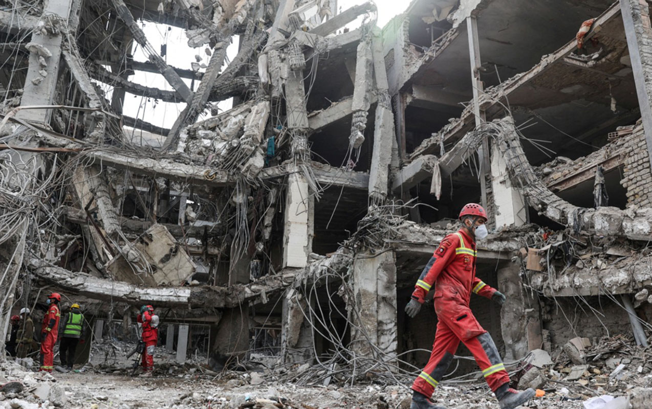 yaxin-serq-evsiz-qalib