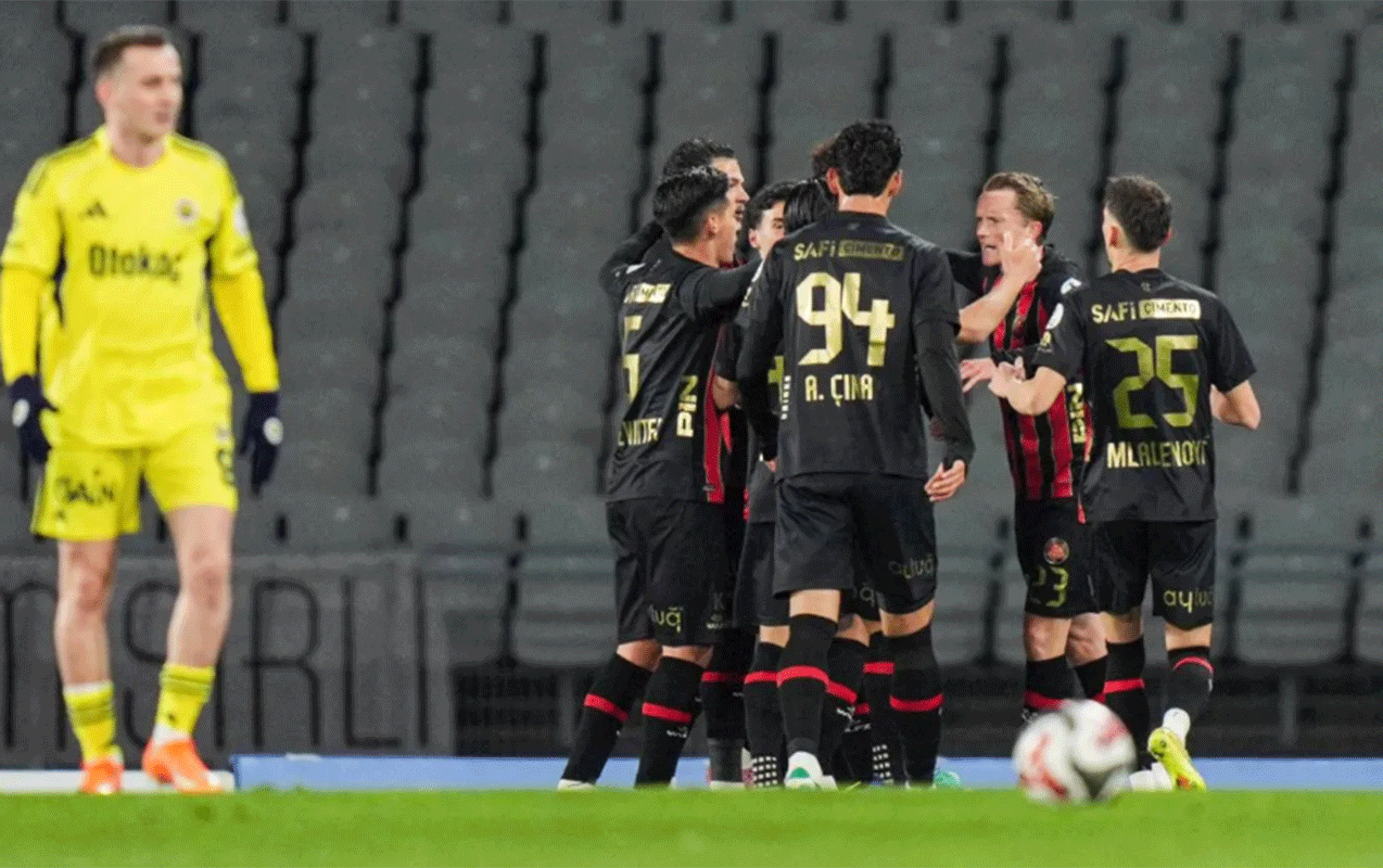 fenerbaxca-sonuncu-yerdeki-komandaya-uduzdu