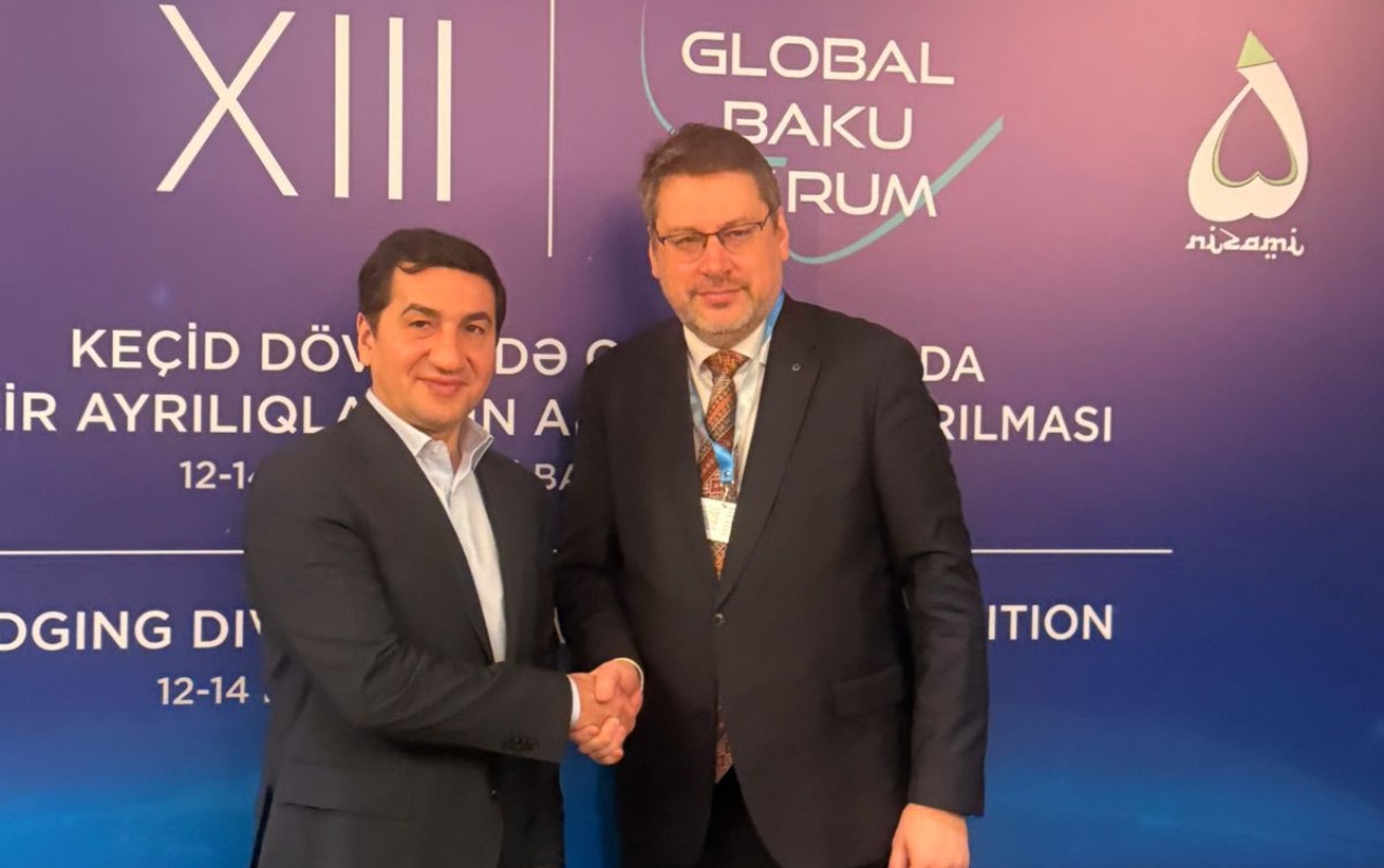 hikmet-haciyev-ai-nin-xususi-numayendesi-ile-gorusdu