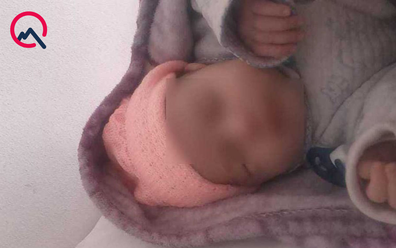 tovuzda-ana-korpesini-yasli-qadinin-evinde-qoyub-gedib