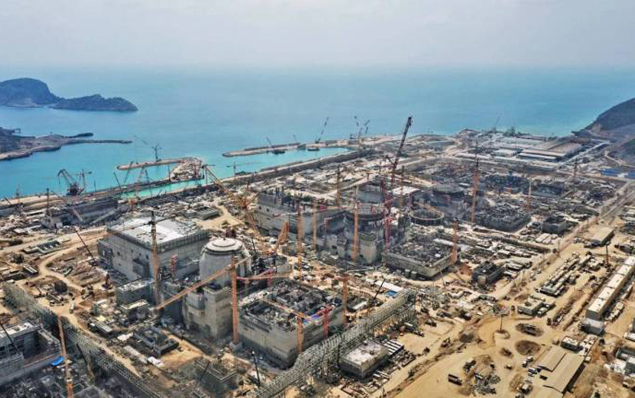 busehr-aes-e-raket-zerbesi-endirilib