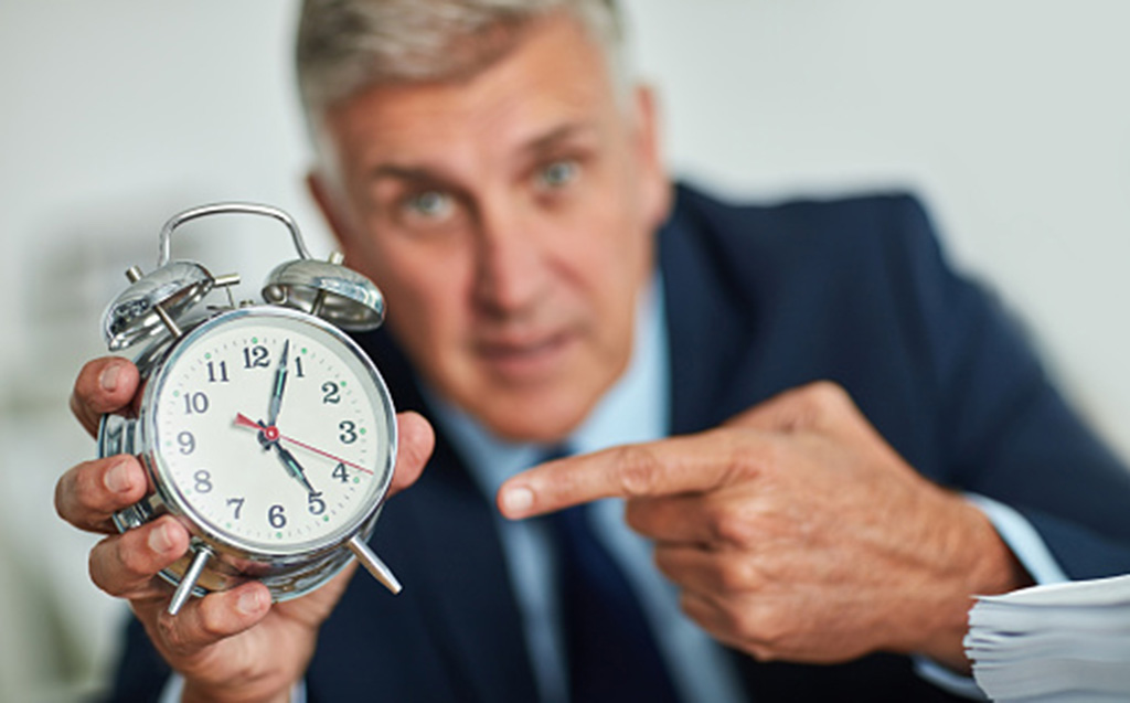 azerbaycanda-qisa-is-gunudur