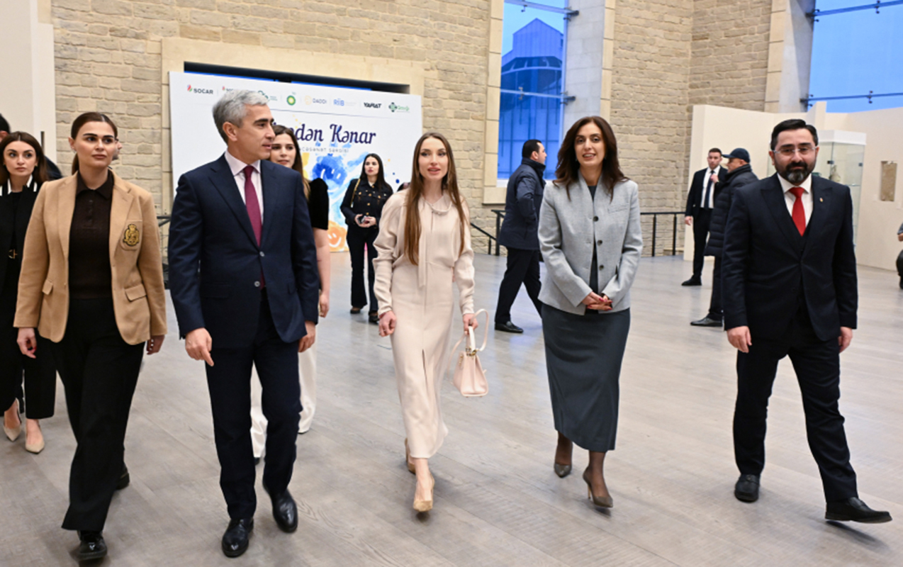 prezidentin-gelini-cerciveden-kenar-adli-sergide