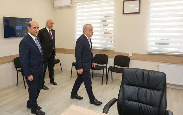 zaur-mikayilov-regional-bolmenin-yeni-binasinda