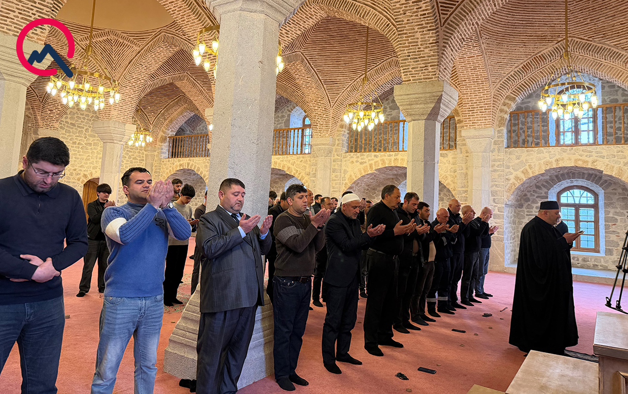 susada-da-bayram-namazi-qilindi