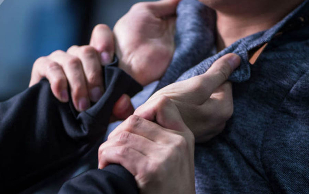 goranboyda-kisi-tanisini-doyub