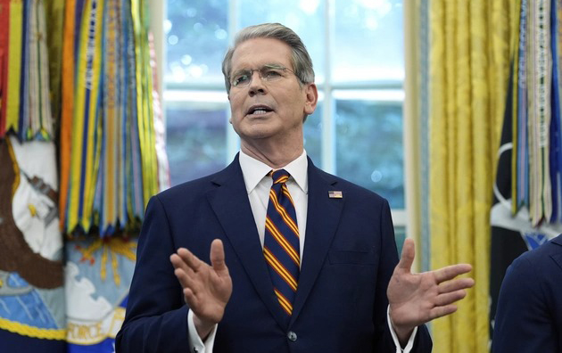 hormuz-boyunca-iranin-istehkamlari-mehv-edilecek