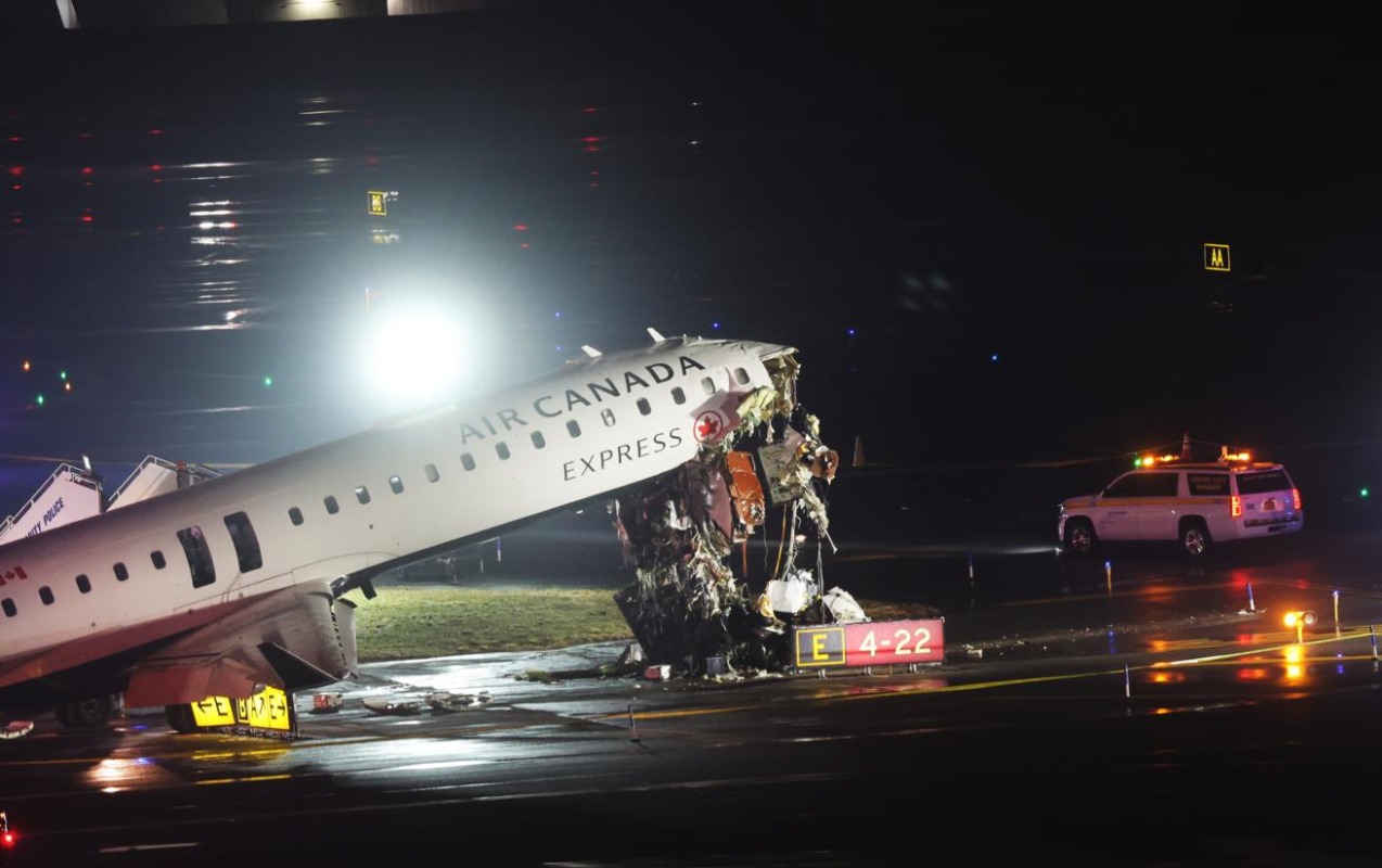 nyu-yorkdaki-qezada-iki-pilot-helak-olub