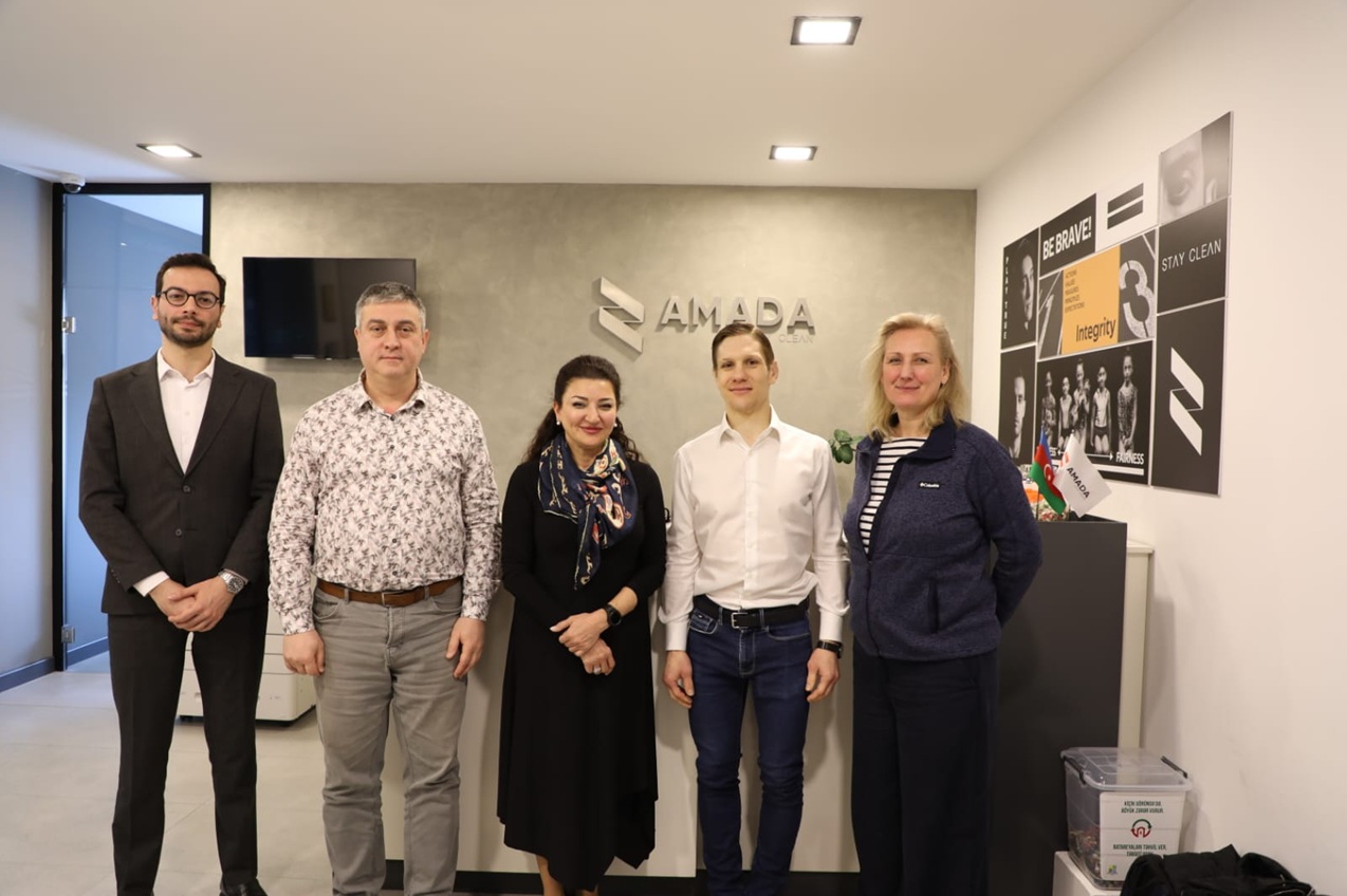 amada-ile-beynelxalq-cudo-federasiyasi-arasinda-emekdasliq-muzakire-edildi