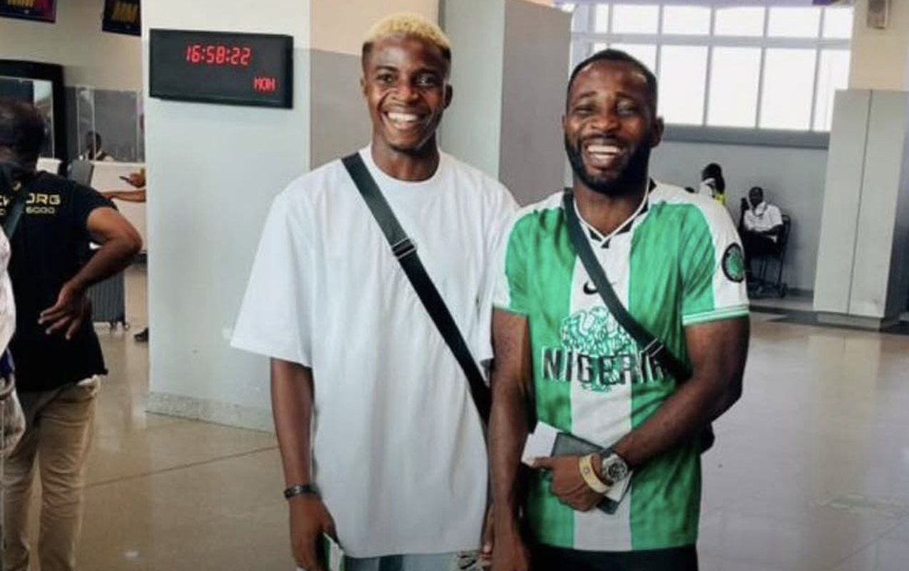 nigeriyali-futbolcu-qarabaga-baxisa-geldi