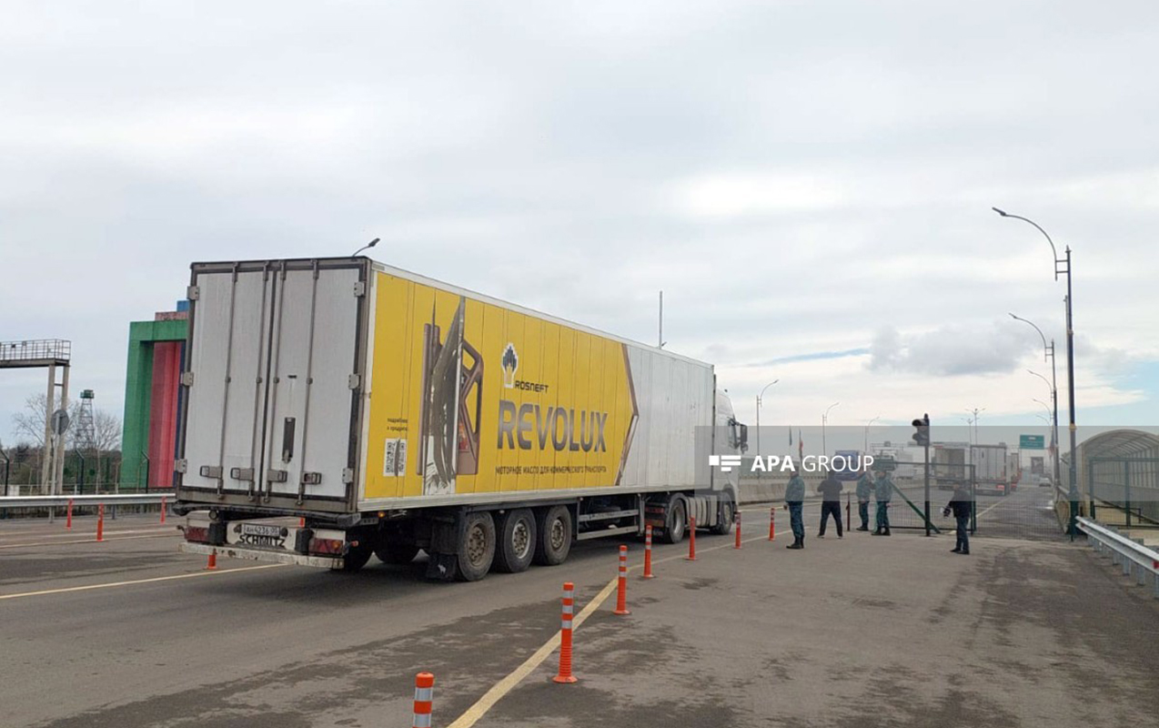 rusiyanin-irana-gonderdiyi-yardim-serhedimizden-kecdi