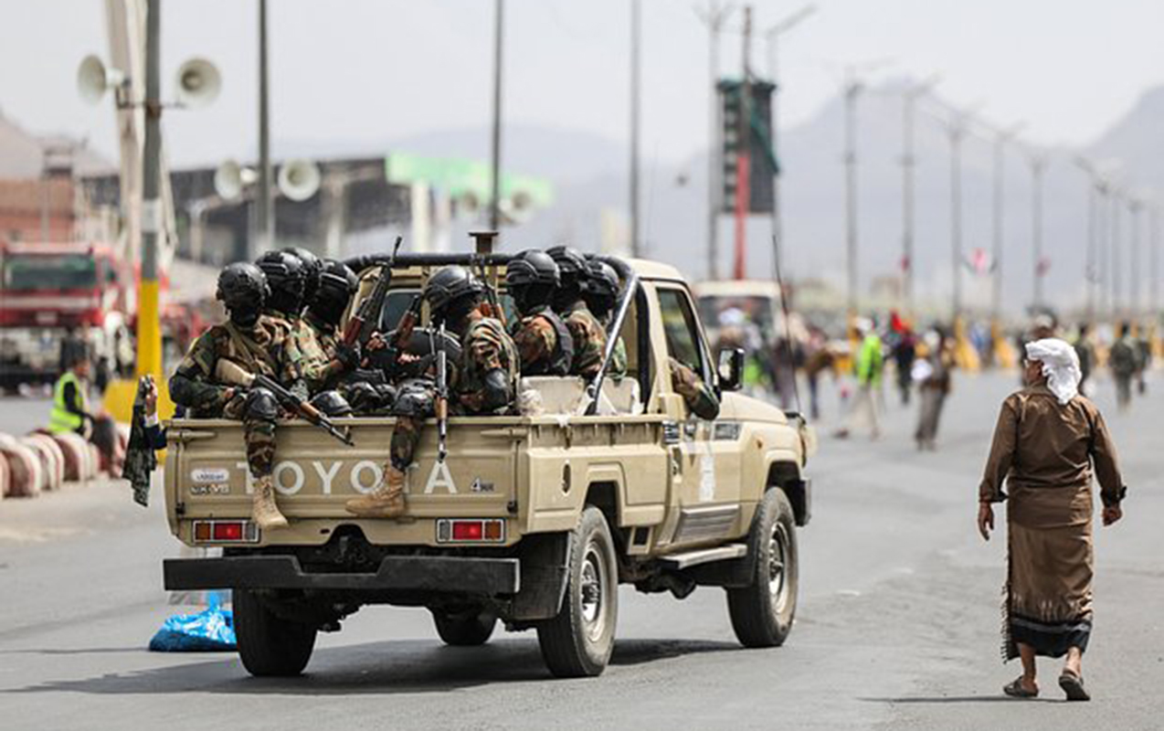 muharibe-baslayandan-beri-israile-ilk-raket-hucumu-etdiler