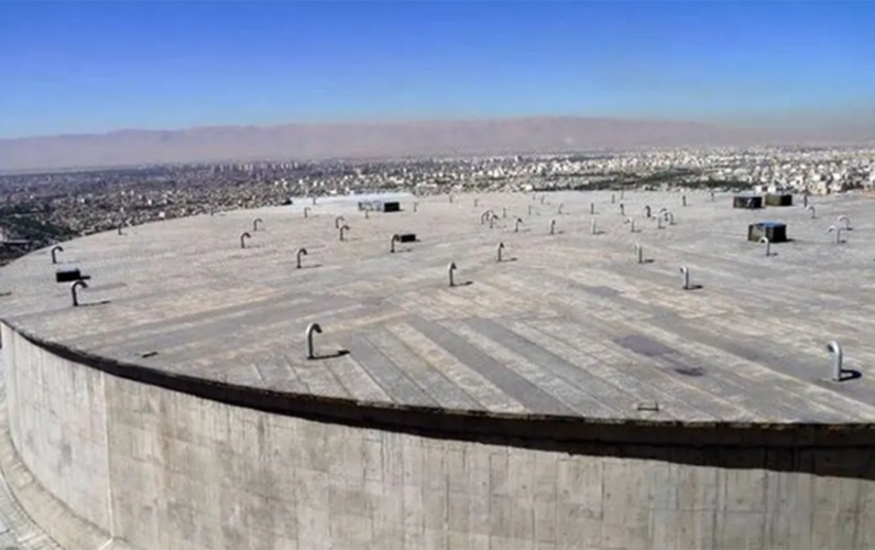 iranda-iri-sirin-su-anbarina-hucum-etdiler