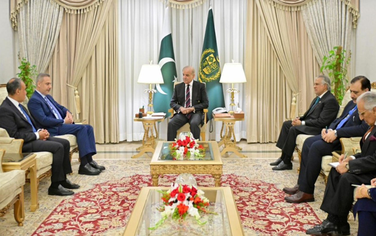 sahbaz-serif-onlari-qebul-etdi