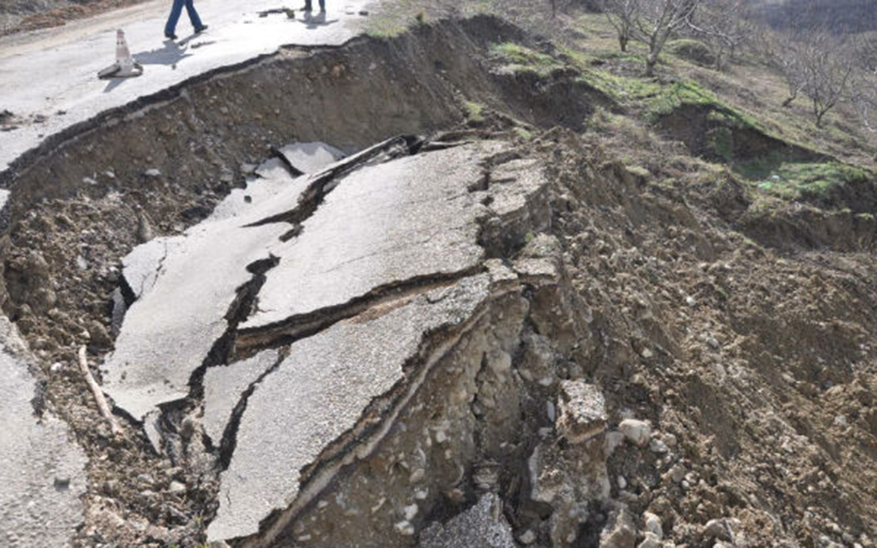 yagisdan-sonra-surusme-zonalari-aktivlesib