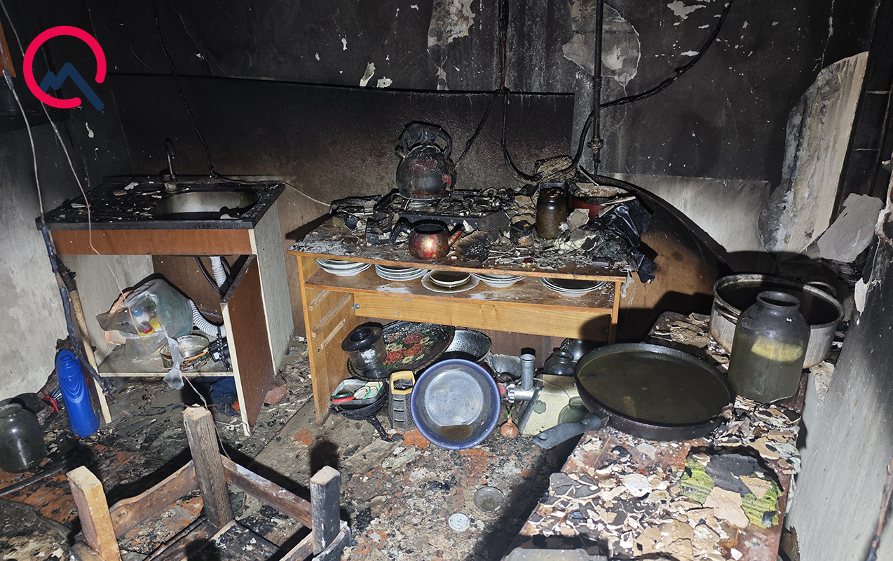 gencede-ev-yanaraq-kule-dondu