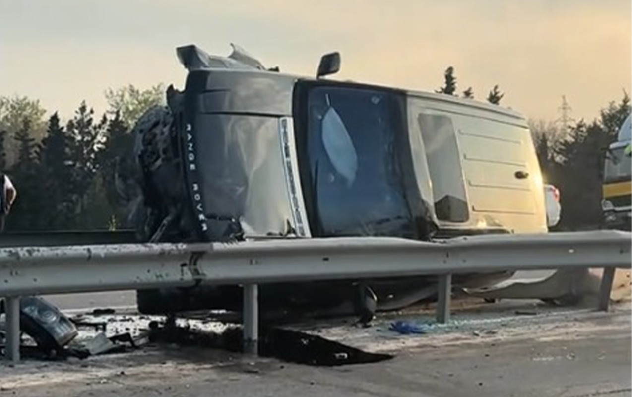 baki-qazax-magistralinda-range-rover-asdi