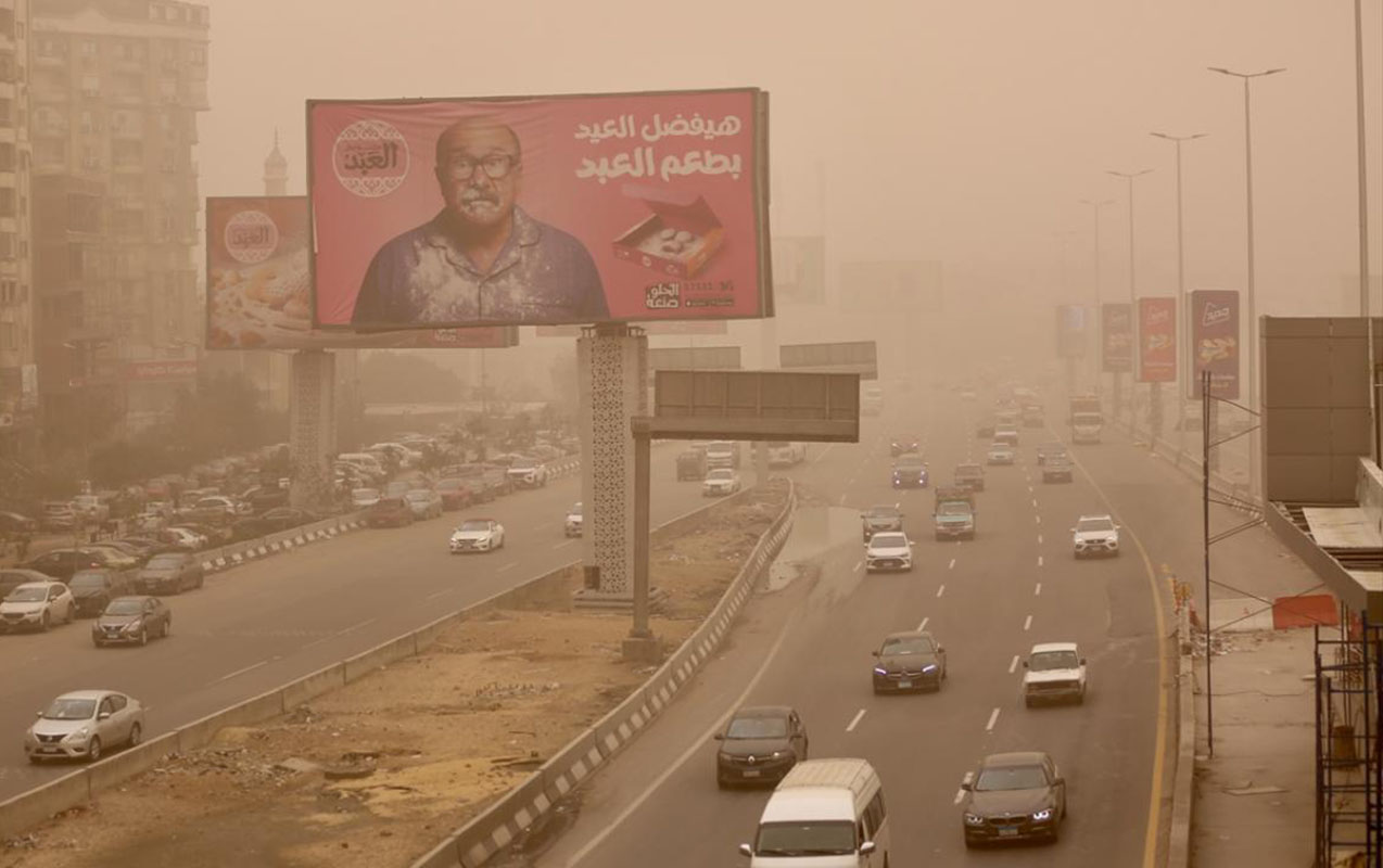 misirde-goz-gozu-gormur