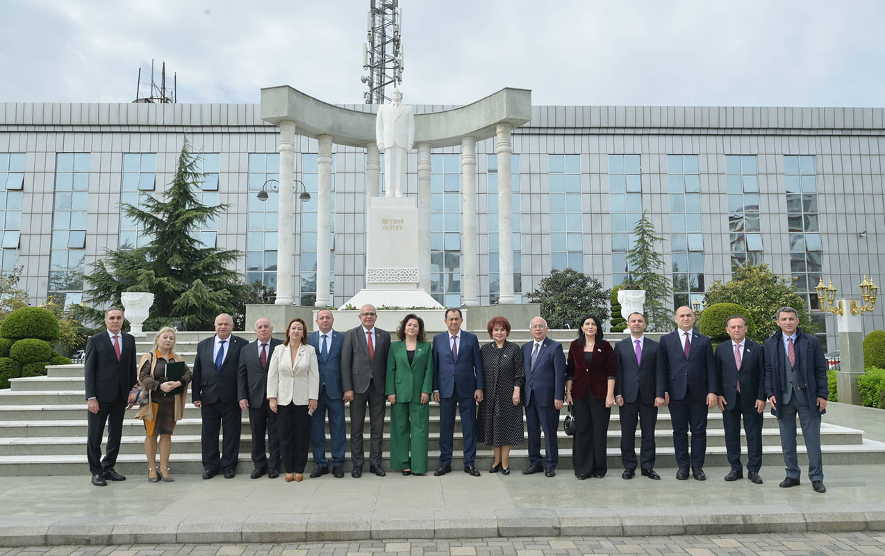 regionlarda-pese-tehsili-imkanlar-ve-perspektivler-movzusunda-tehsil-forumu-kecirilib